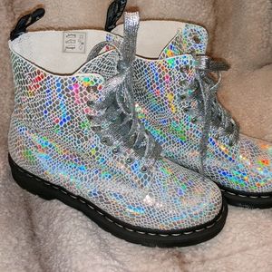 *Brand New* 1460 PASCAL SNAKE METALLIC SUEDE BOOTS